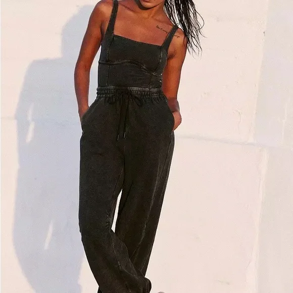 NWT FREE PEOPLE - FP movement inbound onesie - small - Picture 3 of 8